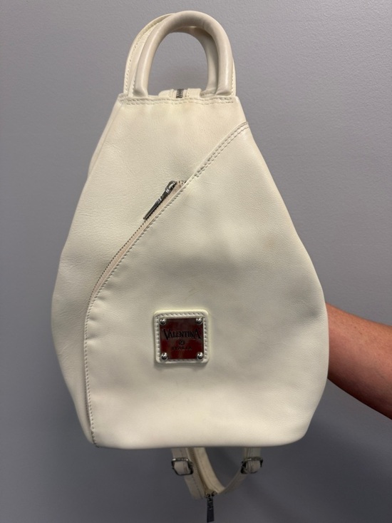 Valentina Italia Leather Convertible Backpack Sling Bag Purse Color: Ivory main image 15
